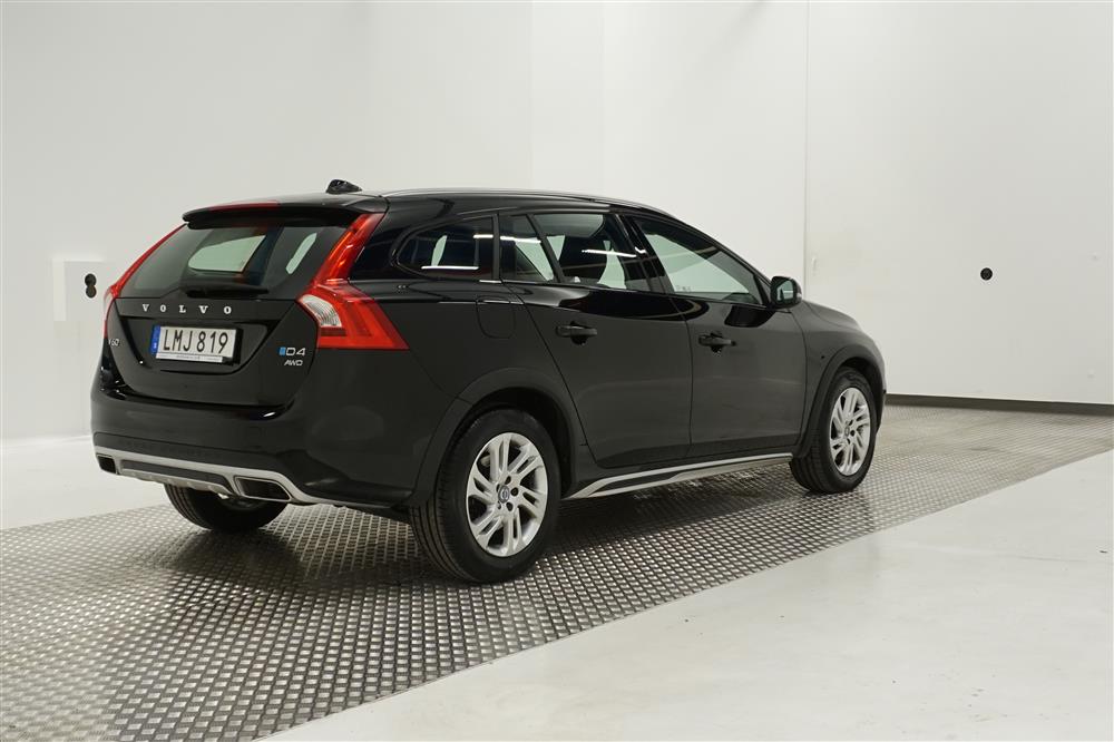 Volvo V60 Cross Country Summum