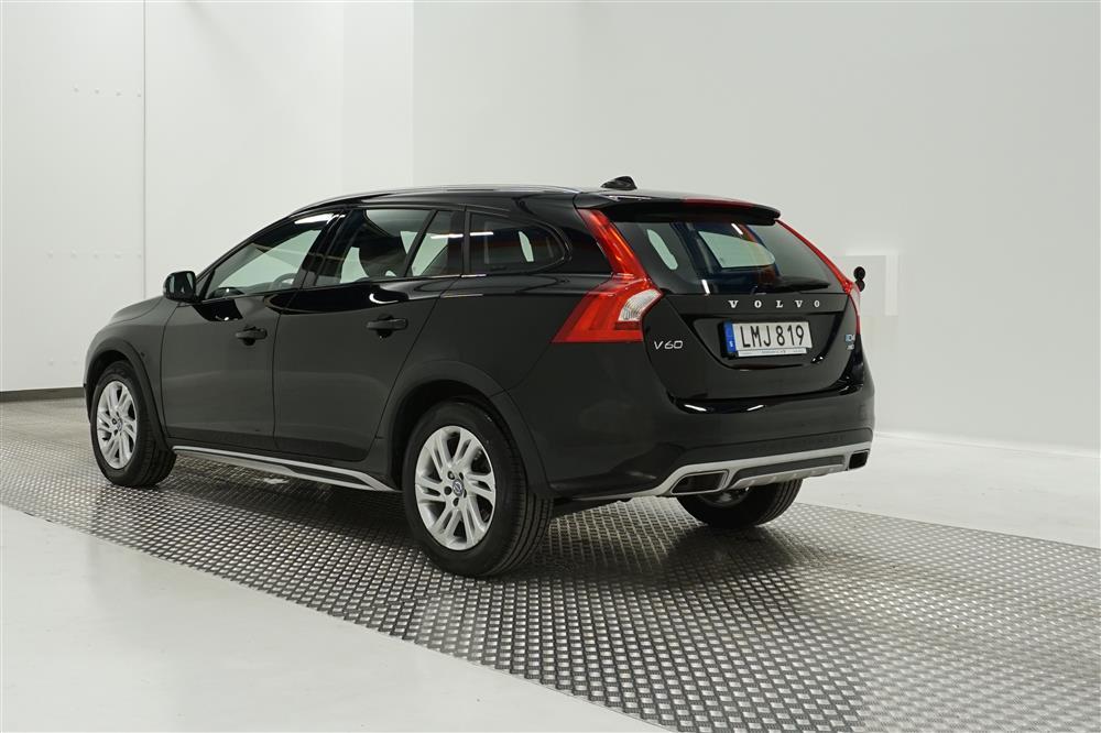 Volvo V60 Cross Country Summum