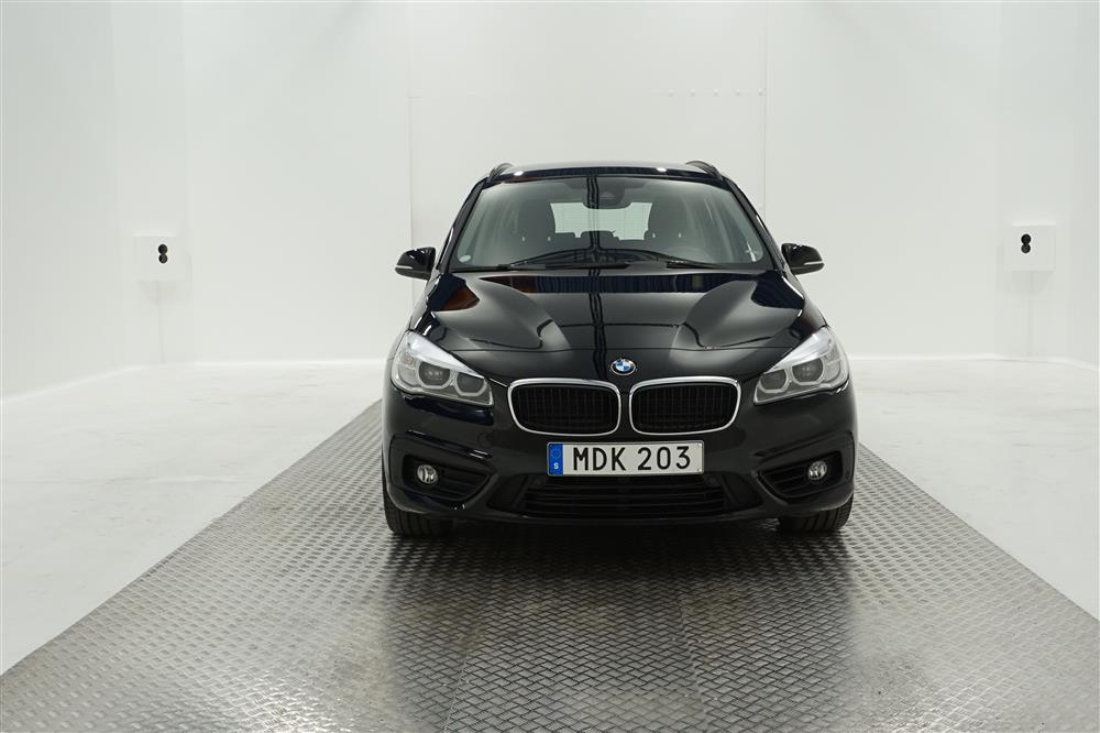 BMW 218 Advantage