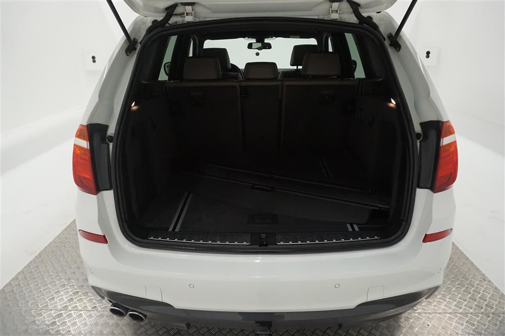 BMW X3 xDrive30d 258hk M-sport D-värm Pano Skinn Navi