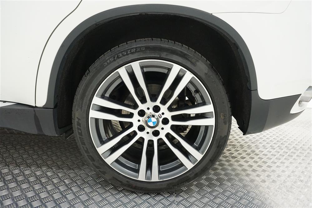 BMW X6 30d xDrive M-Sport Skinn Navi Svart Innertak Nyservad