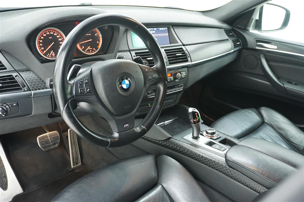 BMW X6 30d xDrive M-Sport Skinn Navi Svart Innertak Nyservad