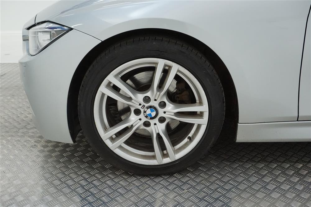 BMW 328 i Touring M Sport El bagagelucka Euro 6