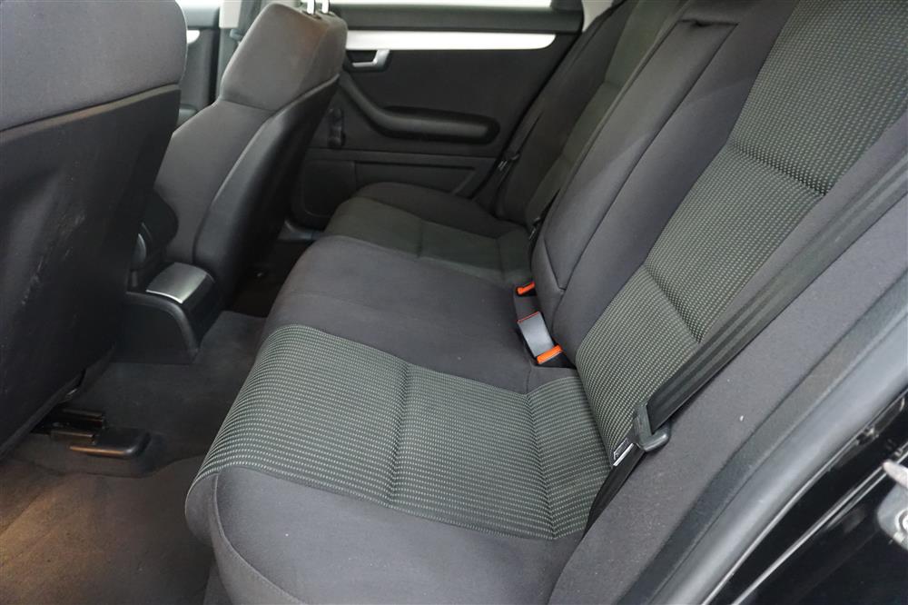 Audi A4 S-Line, Comfort