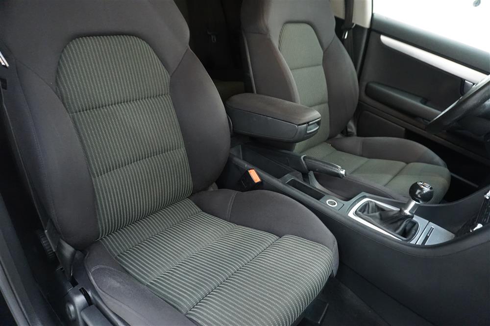 Audi A4 S-Line, Comfort