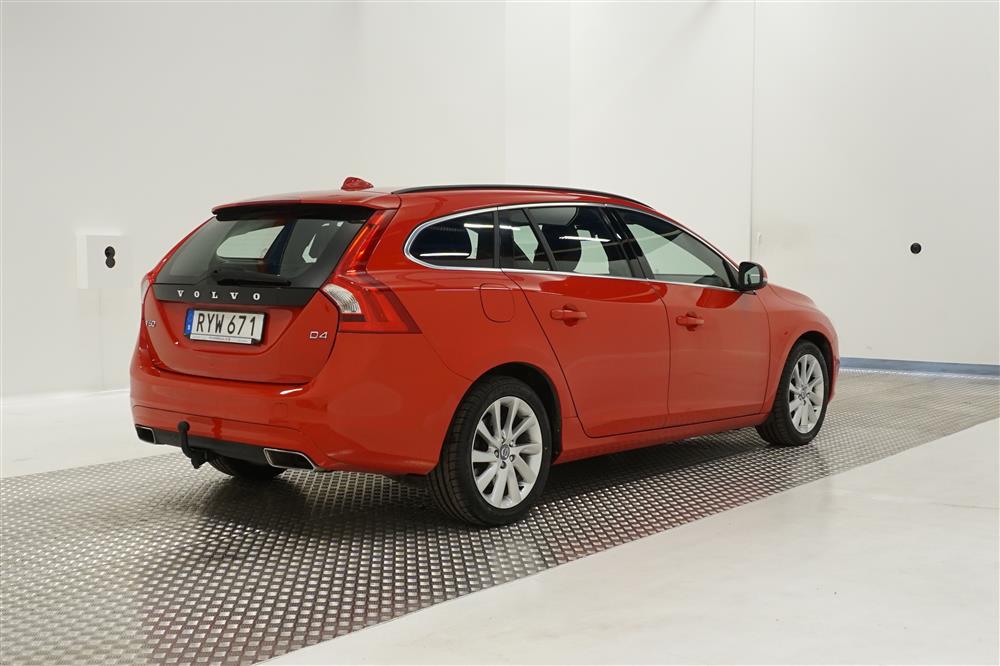 Volvo V60 Momentum