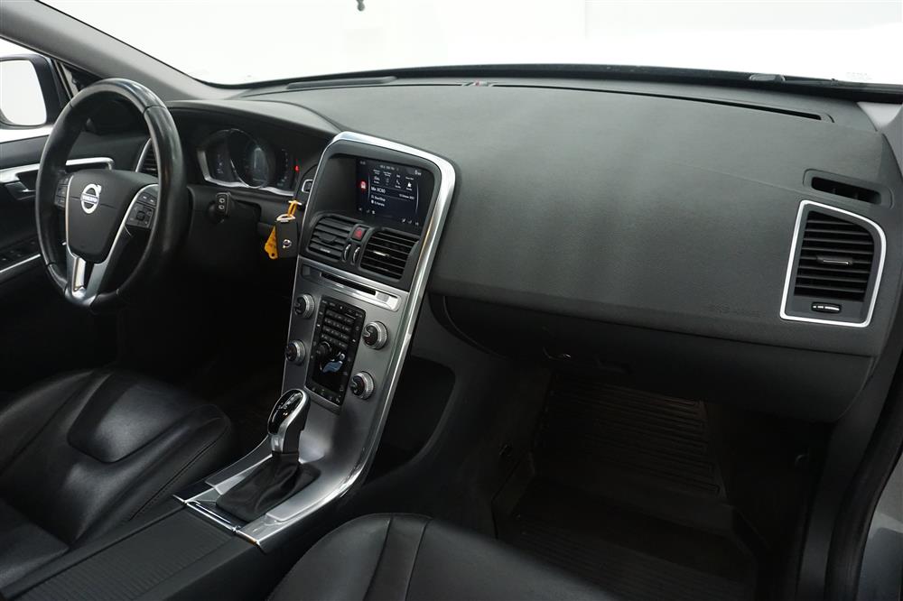 Volvo XC60 D4 AWD Classic Summum  Skinn D-Värm VOC