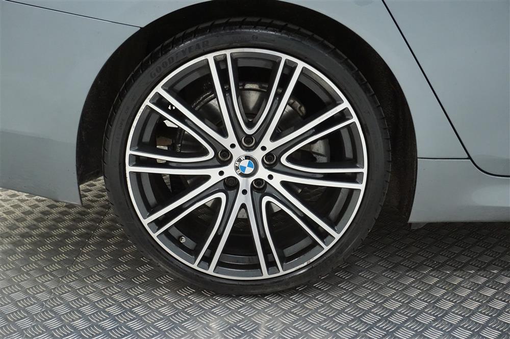 BMW 520 d xDrive M Sport Panorama 360° kamera Navi HiFi