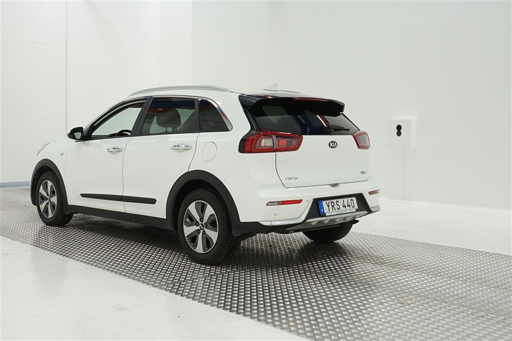 Kia Niro EX, GLS