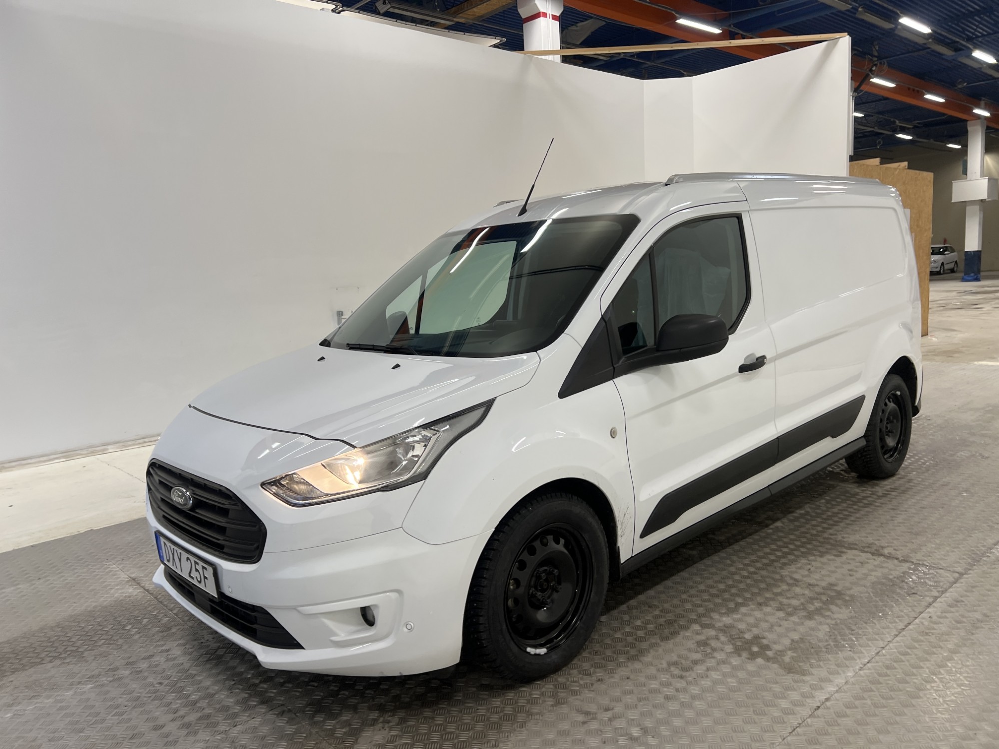 Ford Transit Connect LWB 100hk D-Värm Dragkrok B-Kamera Moms