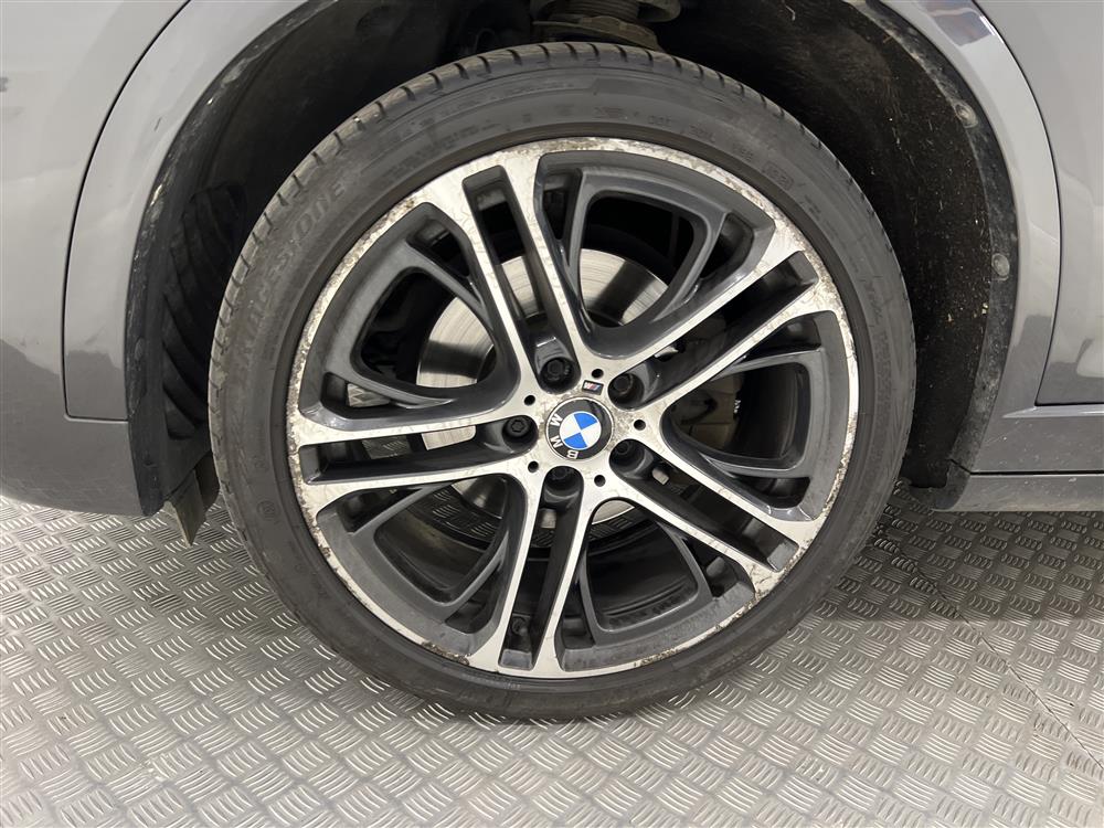 BMW X4 xDrive35d 313hk M-Sport Värmare H/K T-lucka 360° Navi