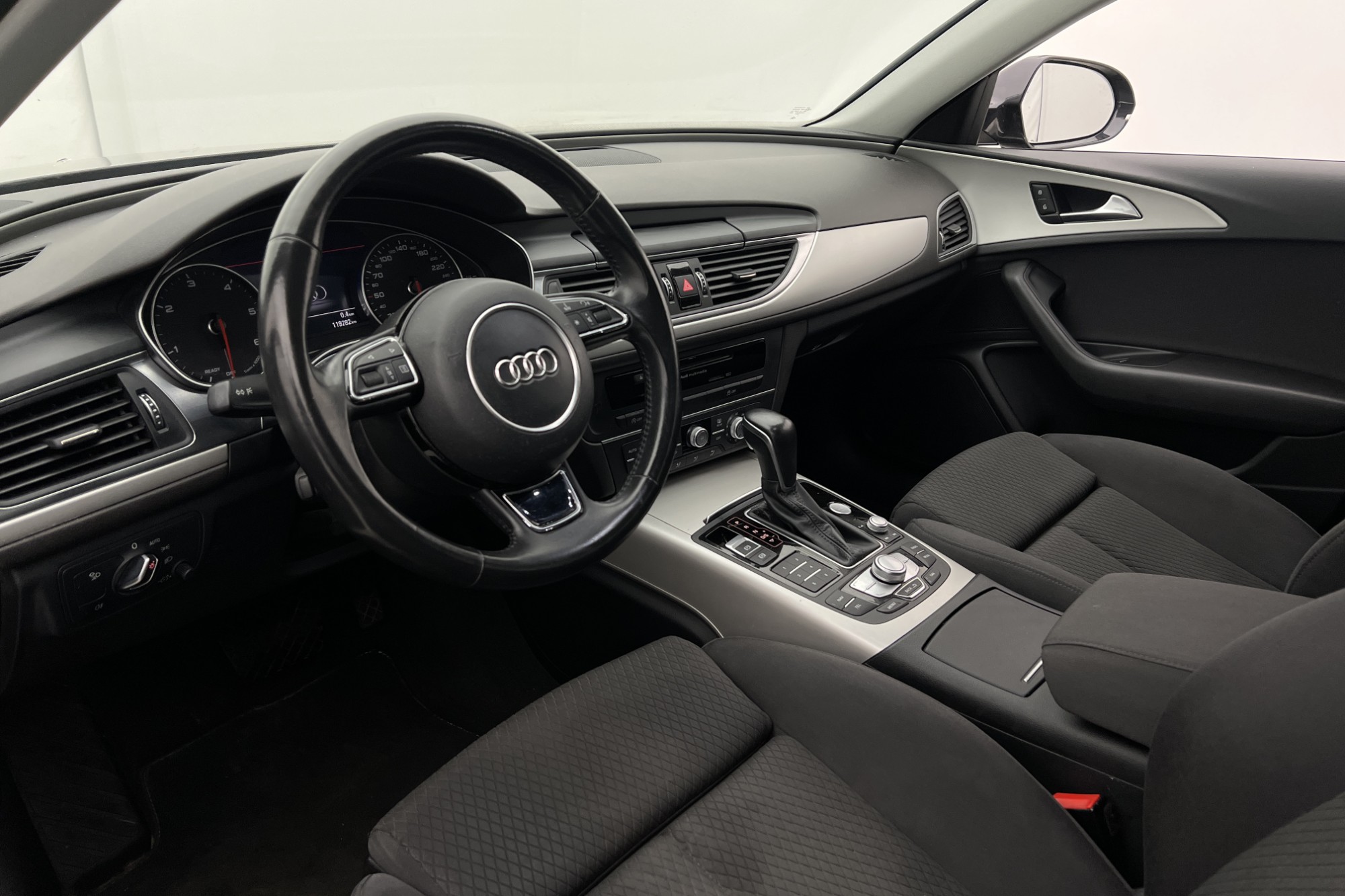 Audi A6 2.0 TDI 190hk Sport Edition Sensorer Drag Välservad