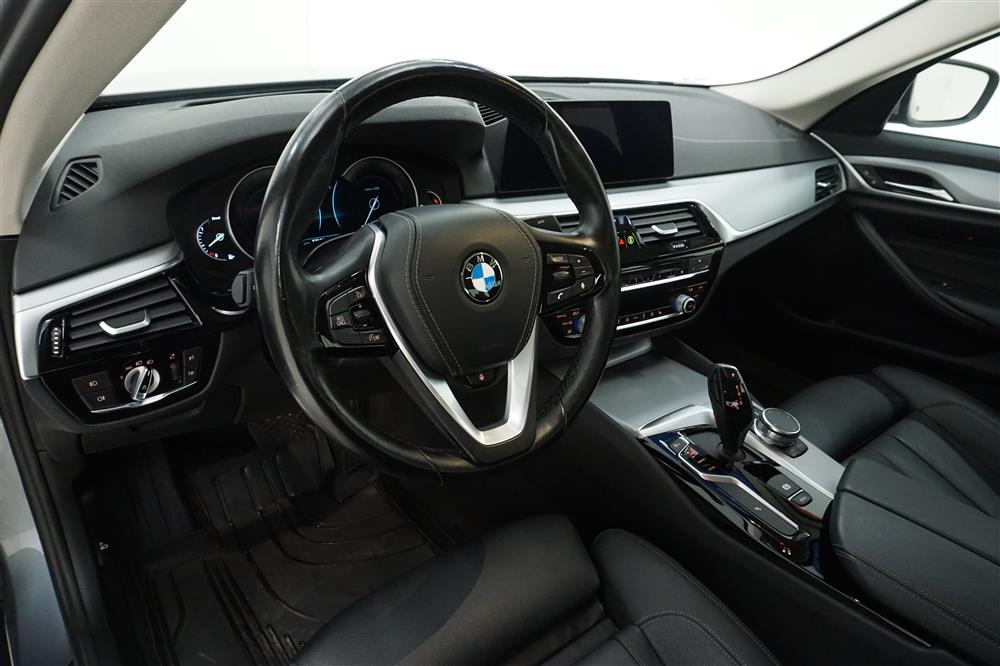 BMW 530d 265hk xDrive  HUD Navi Drag Komfortstol 