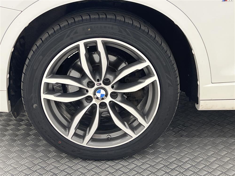 BMW X3 xDrive30d 258hk M-Sport D-värm Drag B-kam