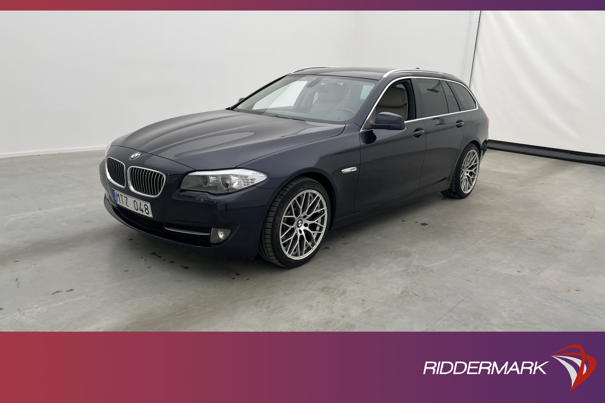 BMW 525 d Touring M-Ratt HiFi Komfortstolar Navi Välservad