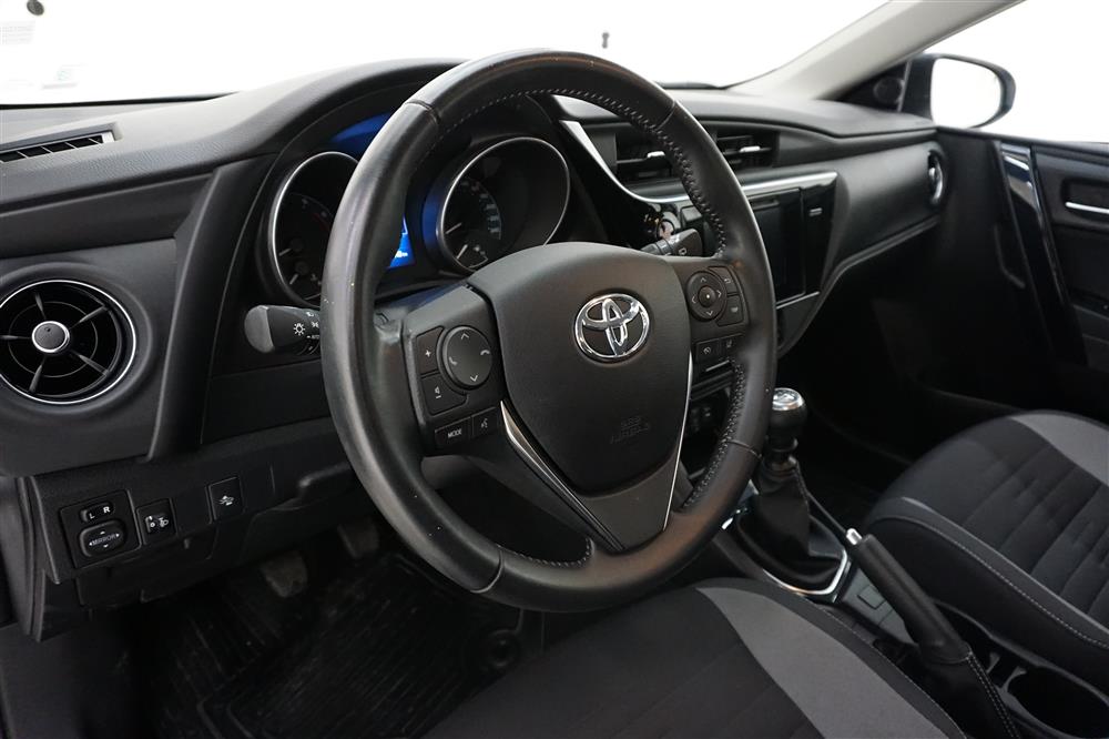Toyota Auris 1.2T 5dr (116hk)