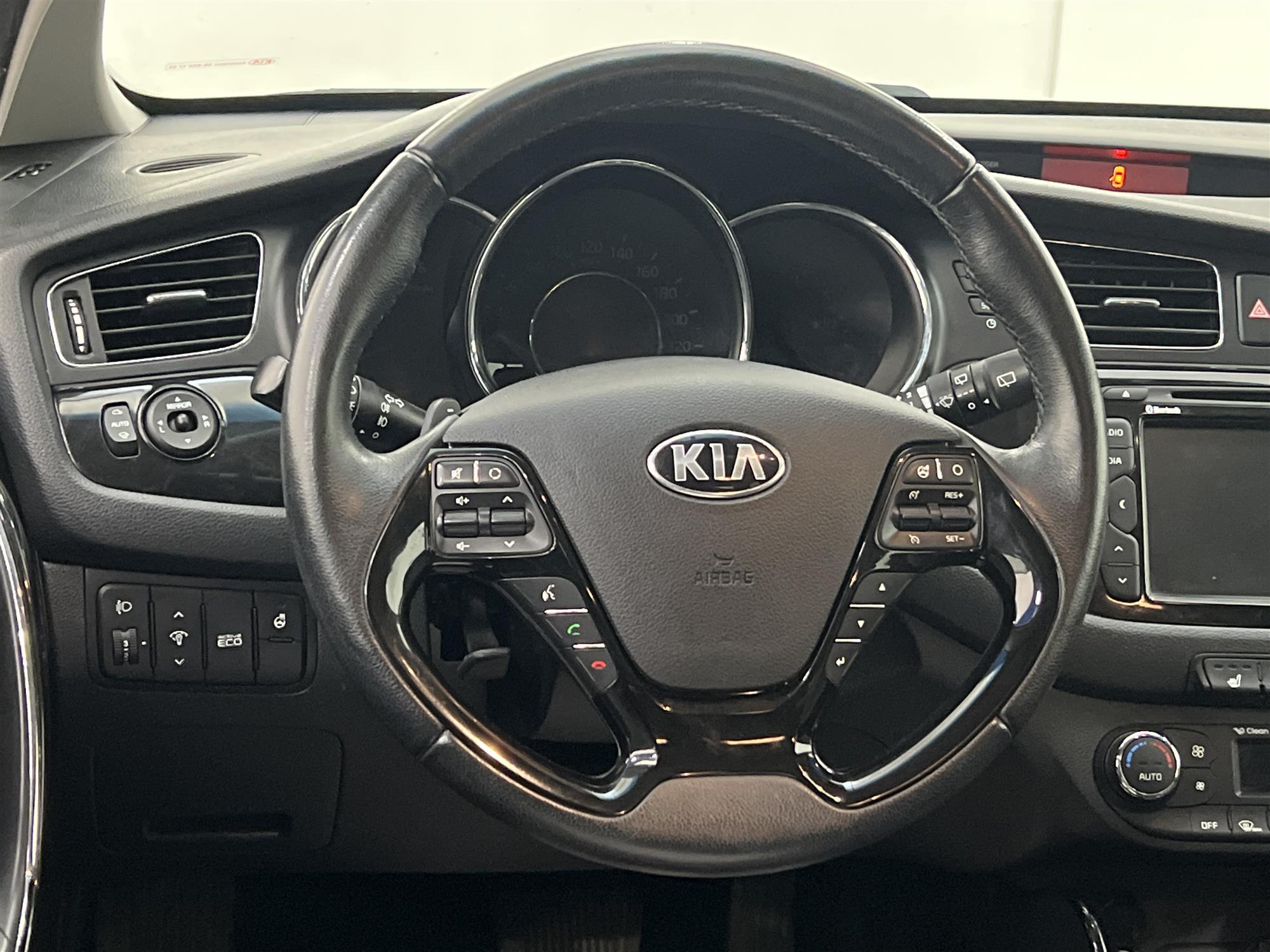 Kia Ceed Sportswagon 1.6 CRDi 128hk Kamera Navi Värmare