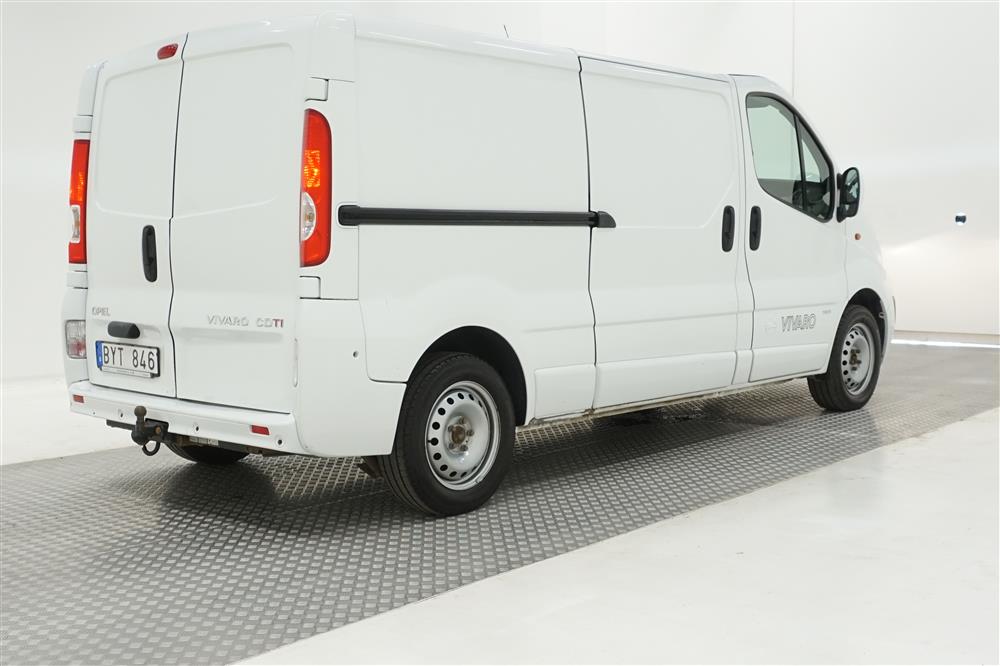 Opel Vivaro 2.0 CDTI L2 114hk PDC 3-sits Drag 