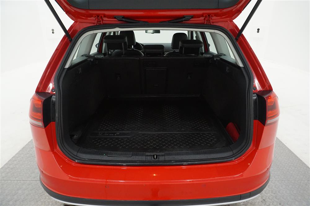 VW Golf Alltrack 2.0 TDI Sportscombi 4Motion (184hk)