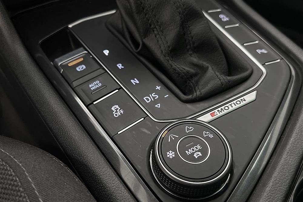 Volkswagen Tiguan 4Motion 190hk Executive Cockpit Värmare