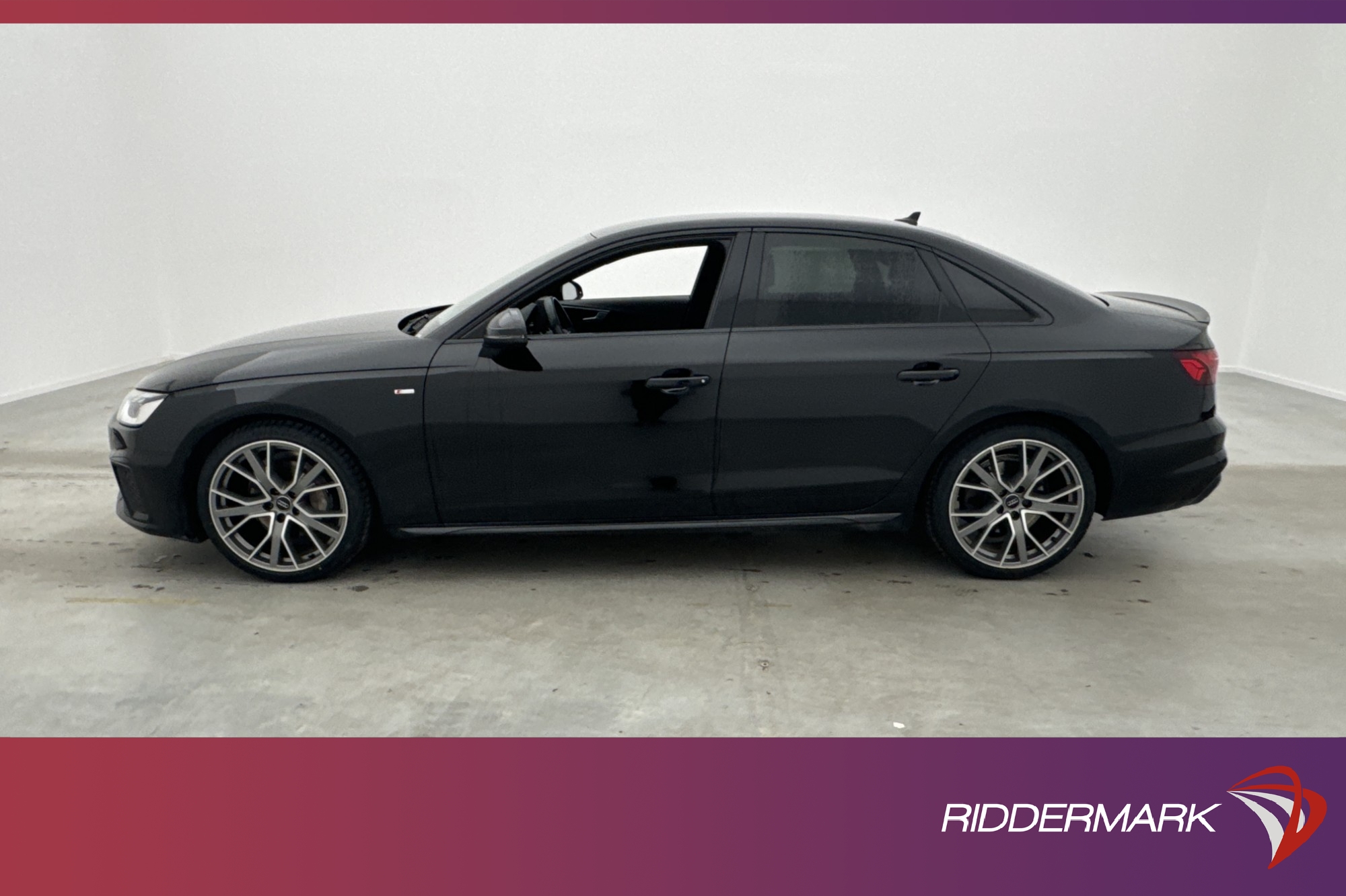 Audi A4 Sedan 40 TDI Q 204hk S-Line Cockpit Matrix Navi Drag