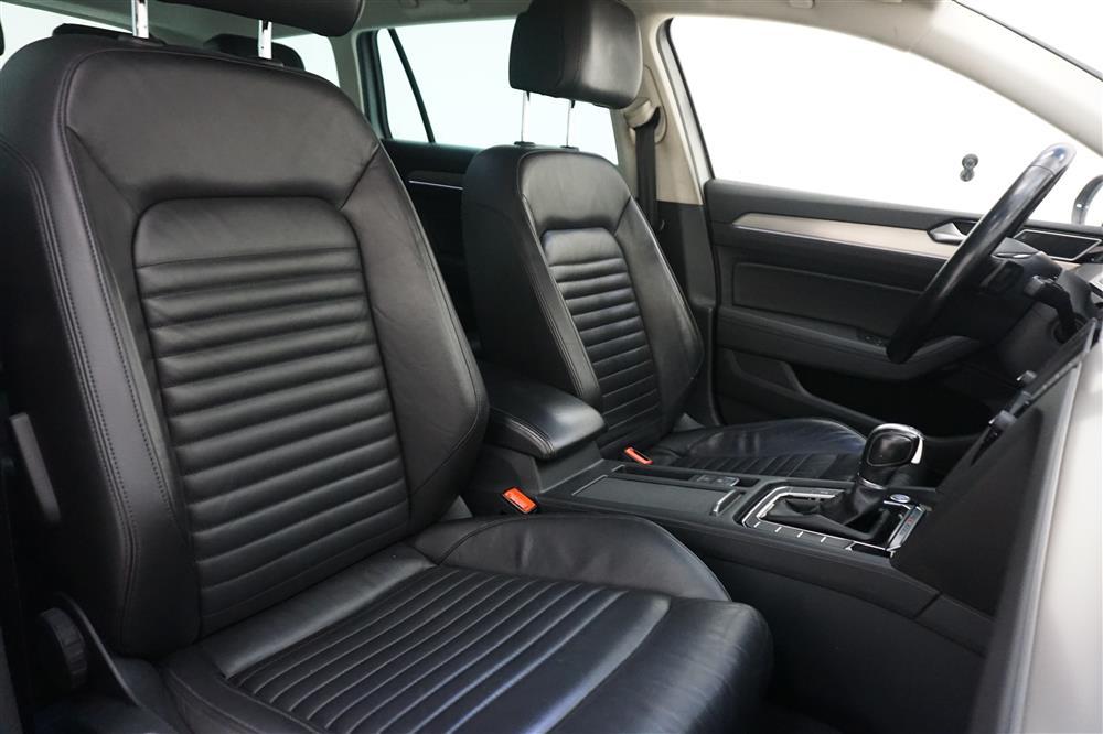 Volkswagen Passat 2.0 TDI 4M 190hk Executive Värmare Navi 