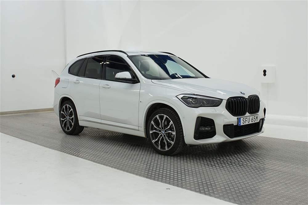 BMW X1 xDrive25e 220hk M Sport Navi HuD Skinn Drag