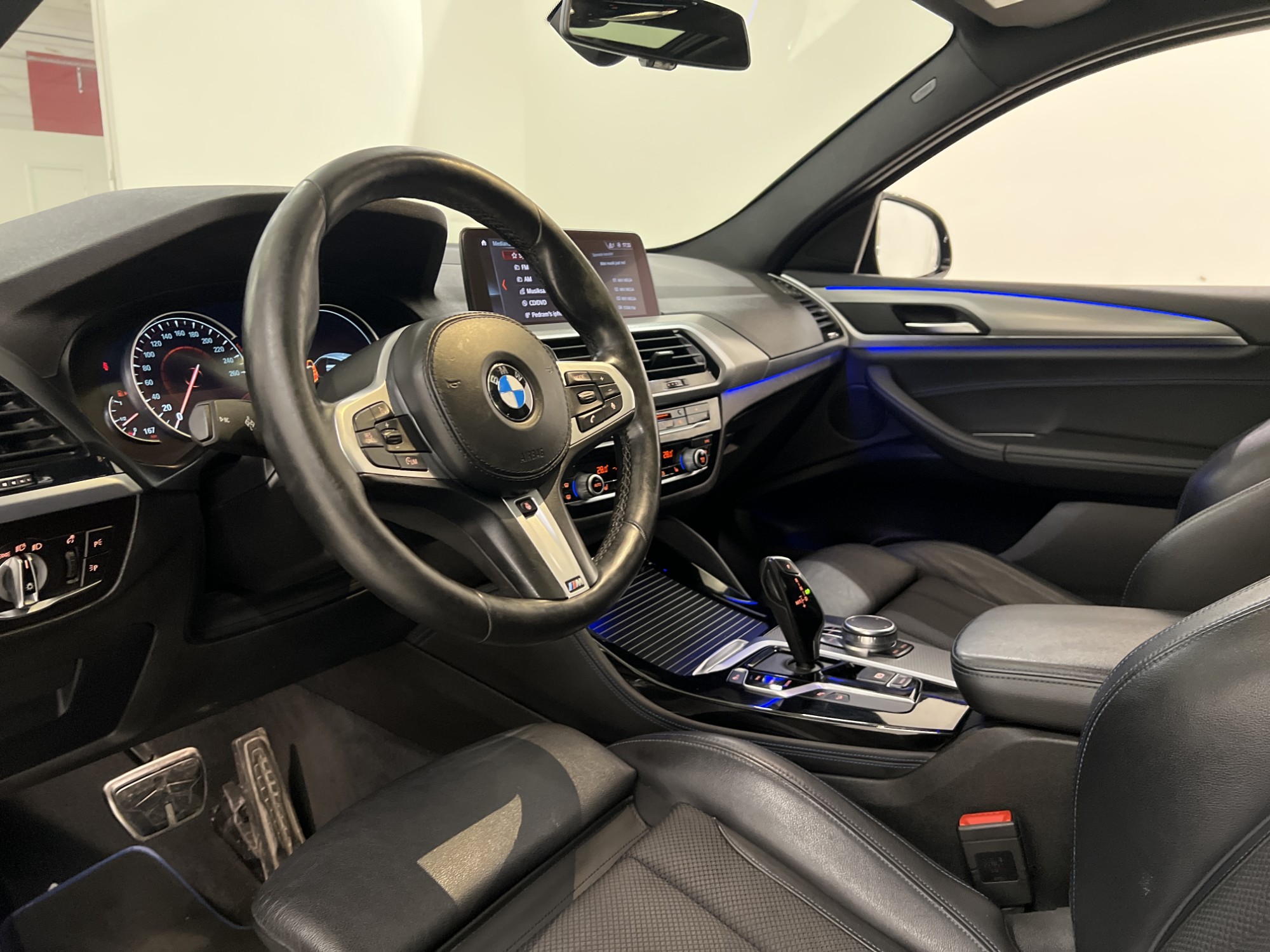 BMW X4 xDrive20i 184hk M Sport Pano B-kamera B-värme Display