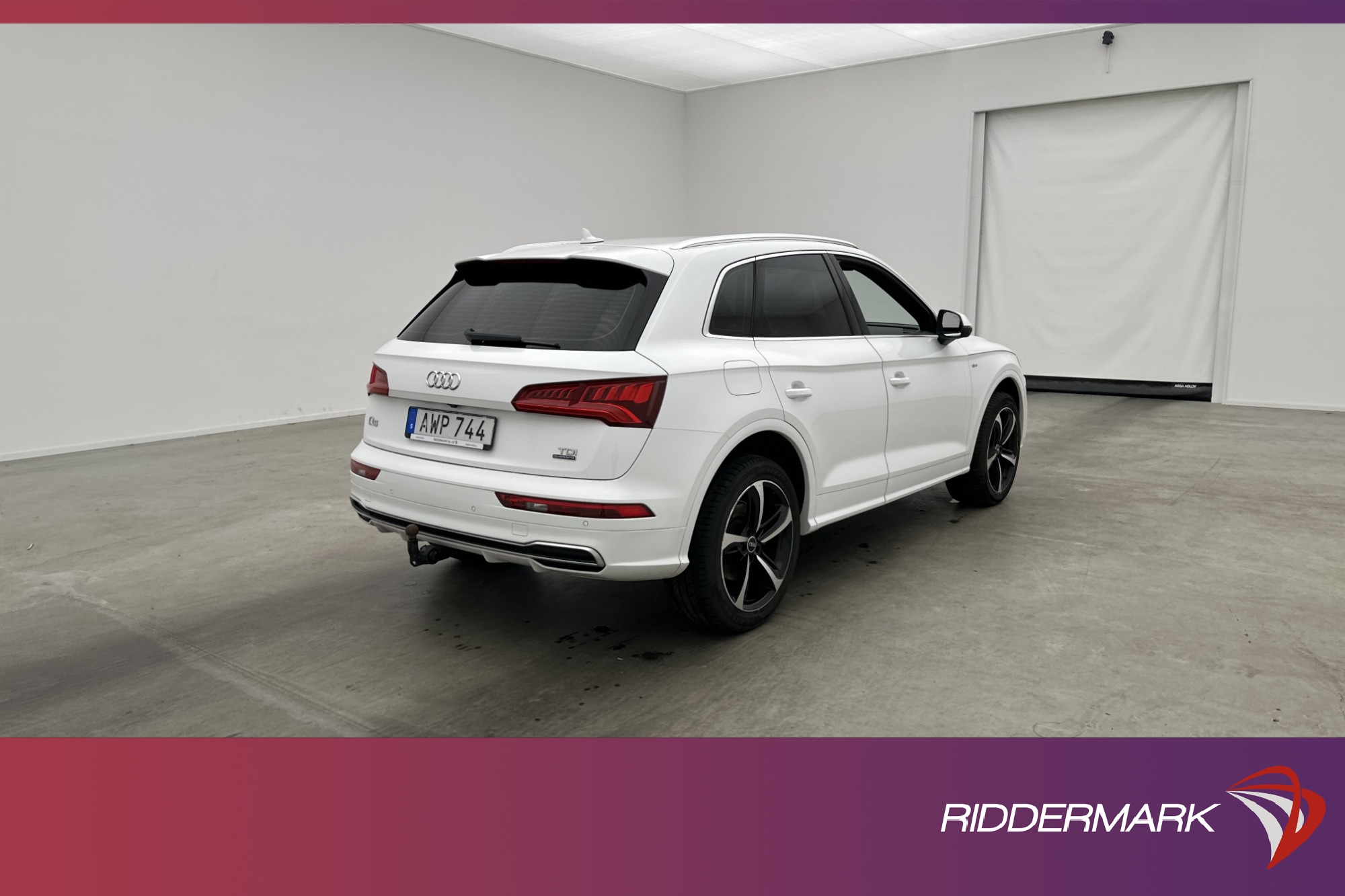 Audi Q5 2.0 TDI Quattro 190hk S-Line P-Värm MOMS 4,95% Ränta