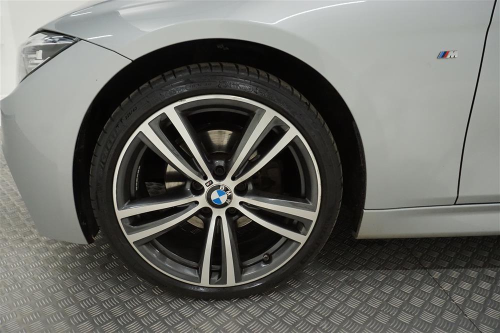 BMW 320d xDrive Touring 190hk M Sport Drag Navi Led