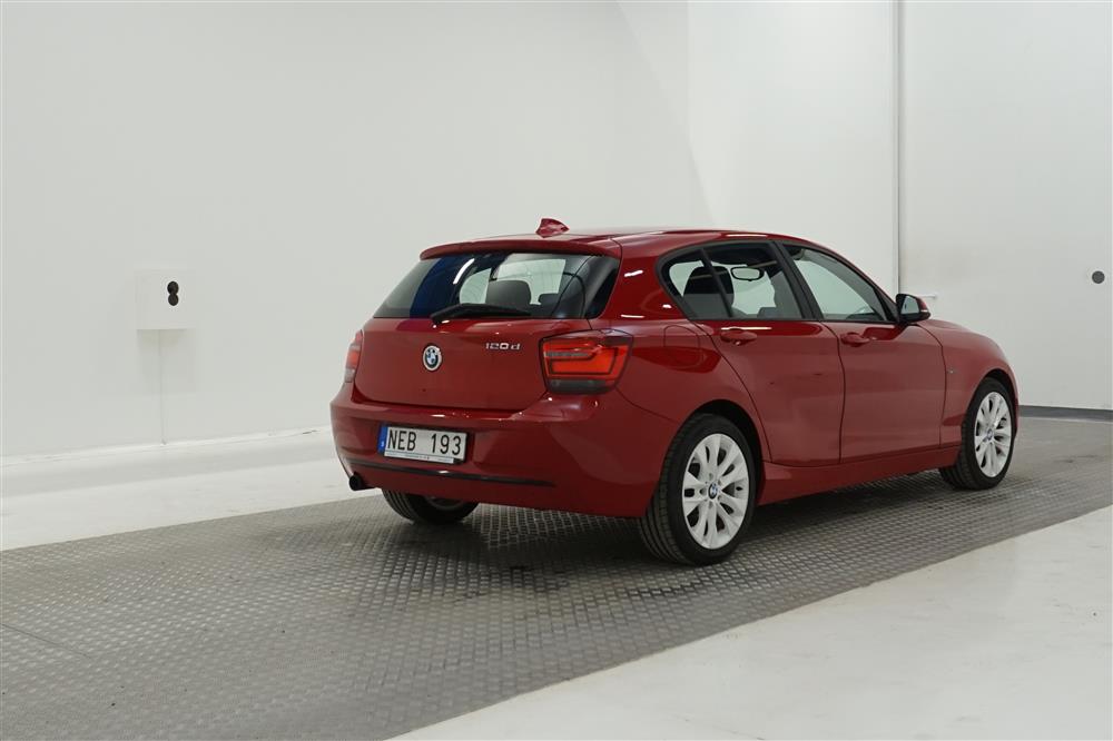 BMW 120d 5dr 184hk Sport line Hifi Navi PDC Nyservad