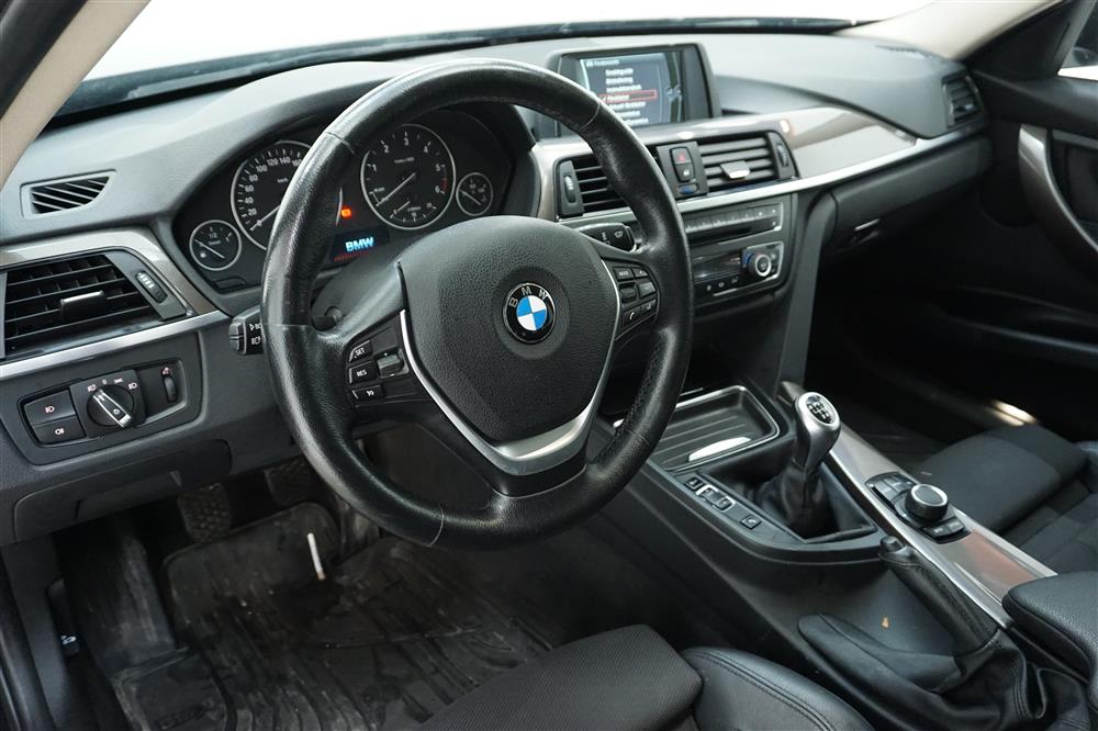 BMW 320d Touring 184hk H-Skinn Drag PDC 