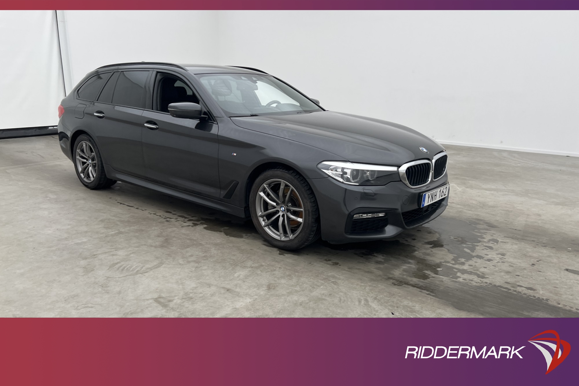 BMW 520 d Touring 190hk M Sport HiFi 360° Drag 4,95% Ränta