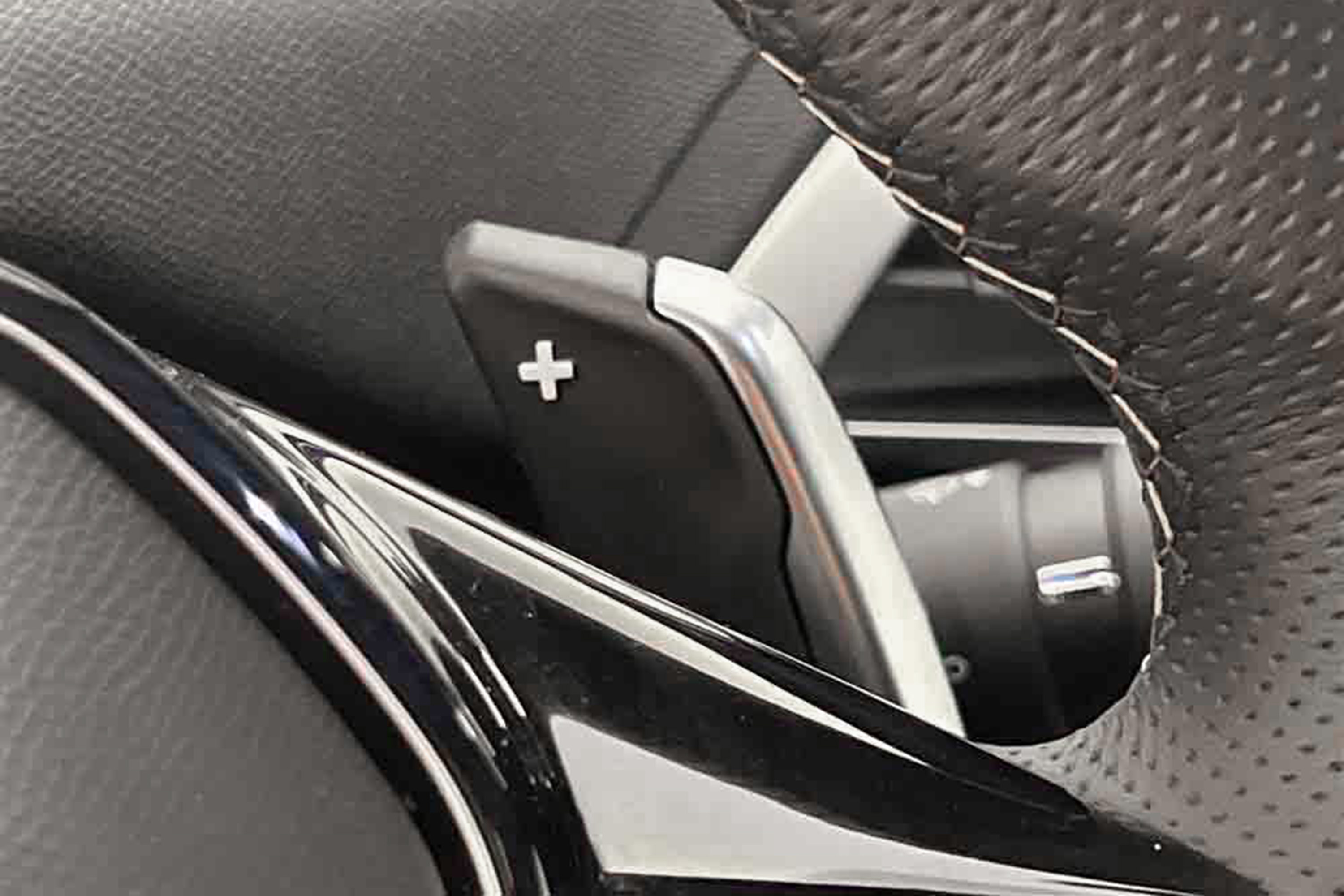 Peugeot 3008 1.5 BlueHDi GT Ultimate Pano Skinn 360° M-Värm