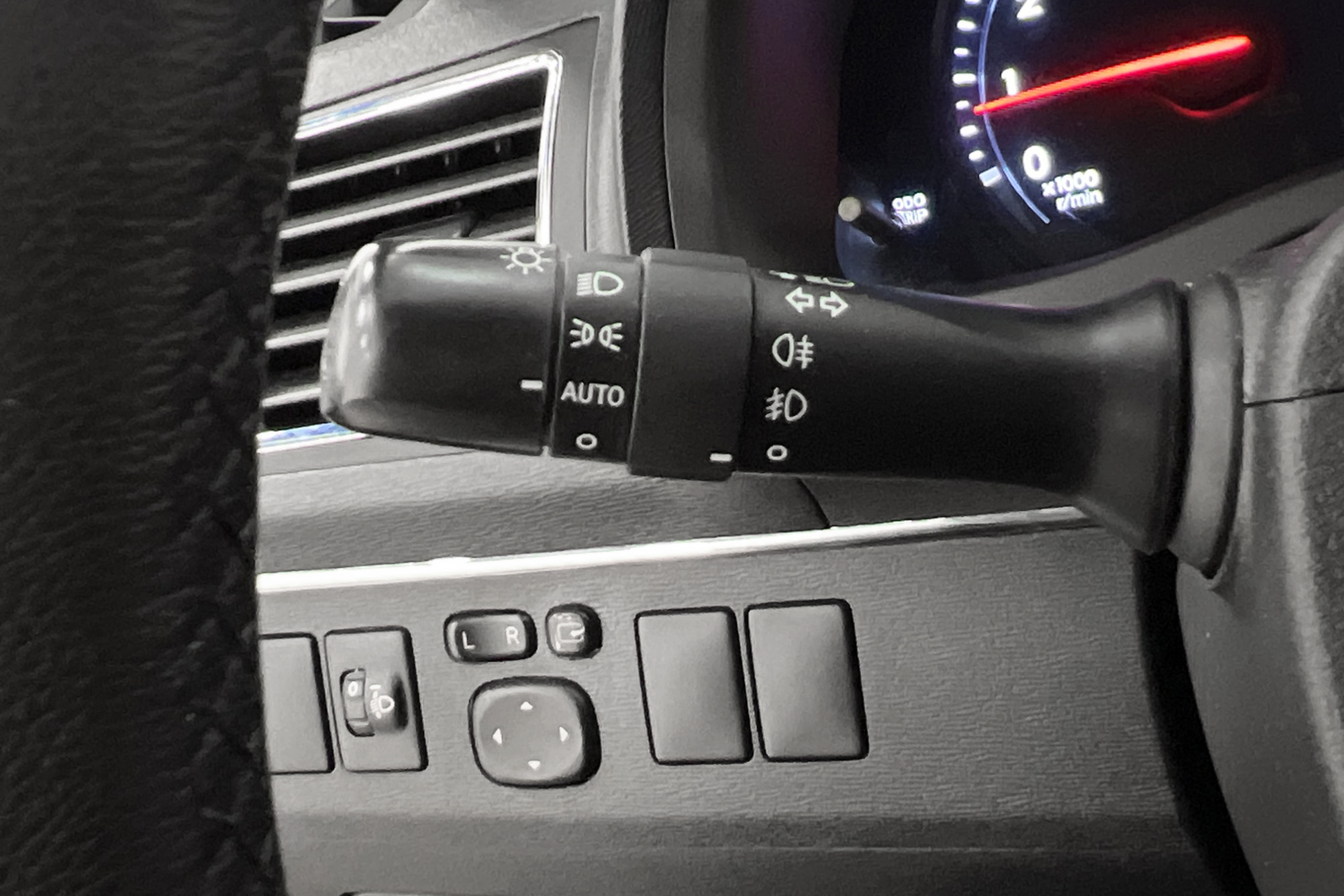 Toyota Avensis 1.8 Navigator  Backkamera 147hk