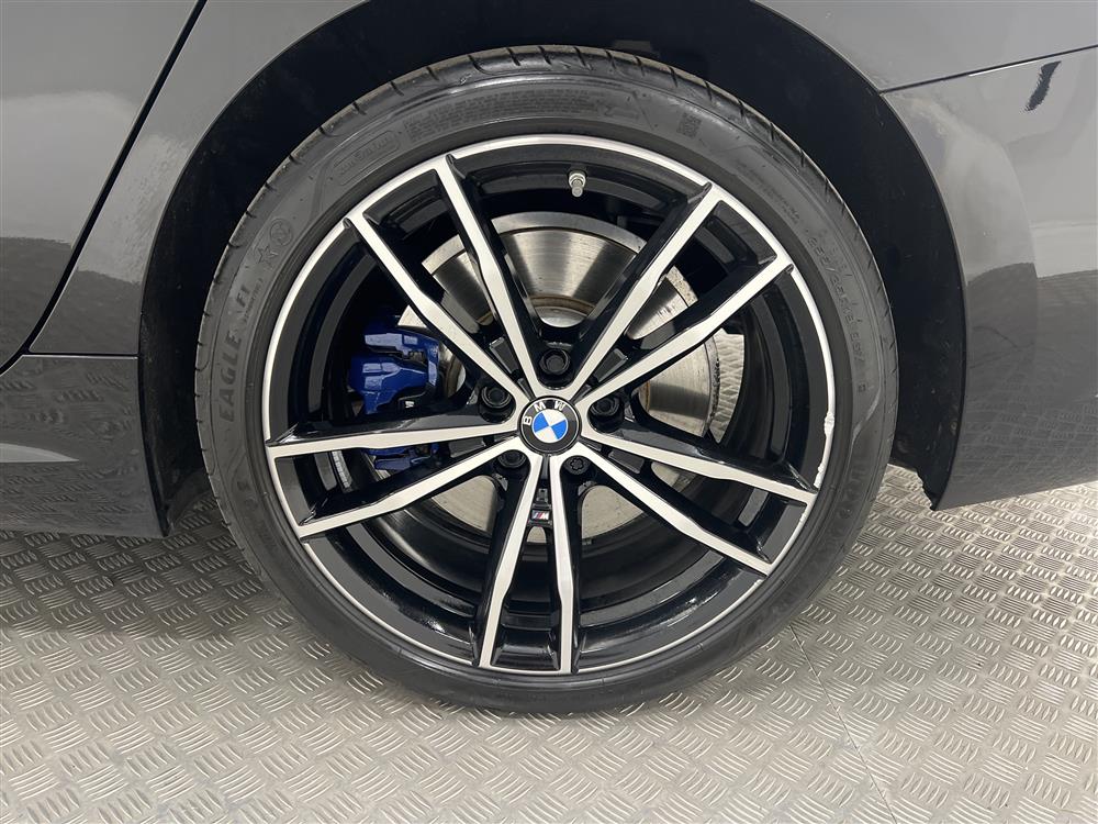 BMW 330e Sedan 292hk M Sport Taklucka Harman Navi