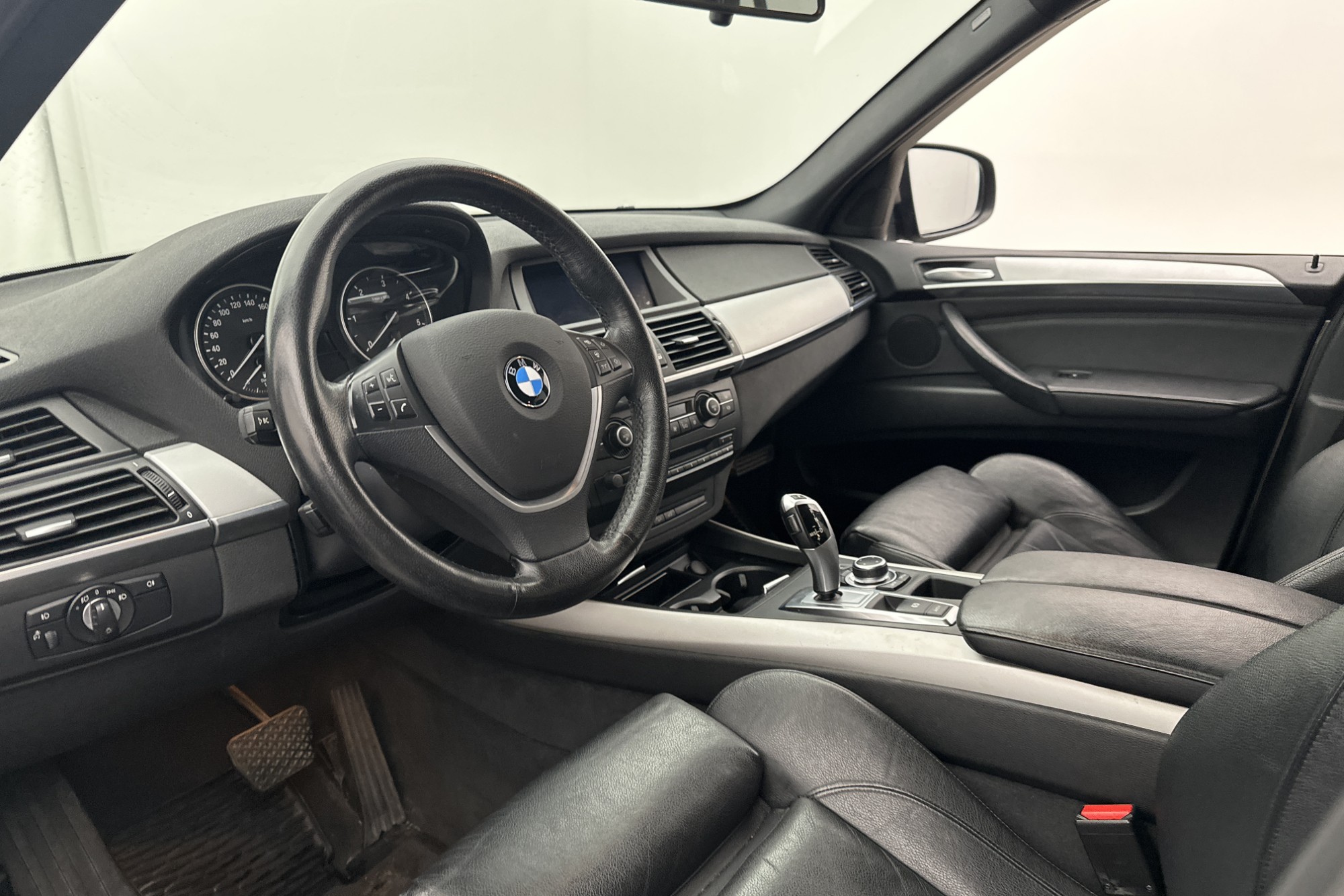 BMW X5 xDrive40d Sport line M&K-Värmare Navi Sensorer Drag