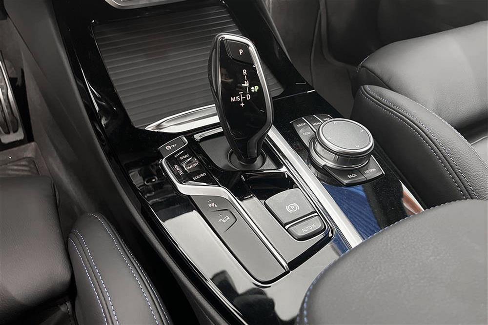 BMW X3 xDrive M40d 340hk Innovation D-Värm Drag Service Inc