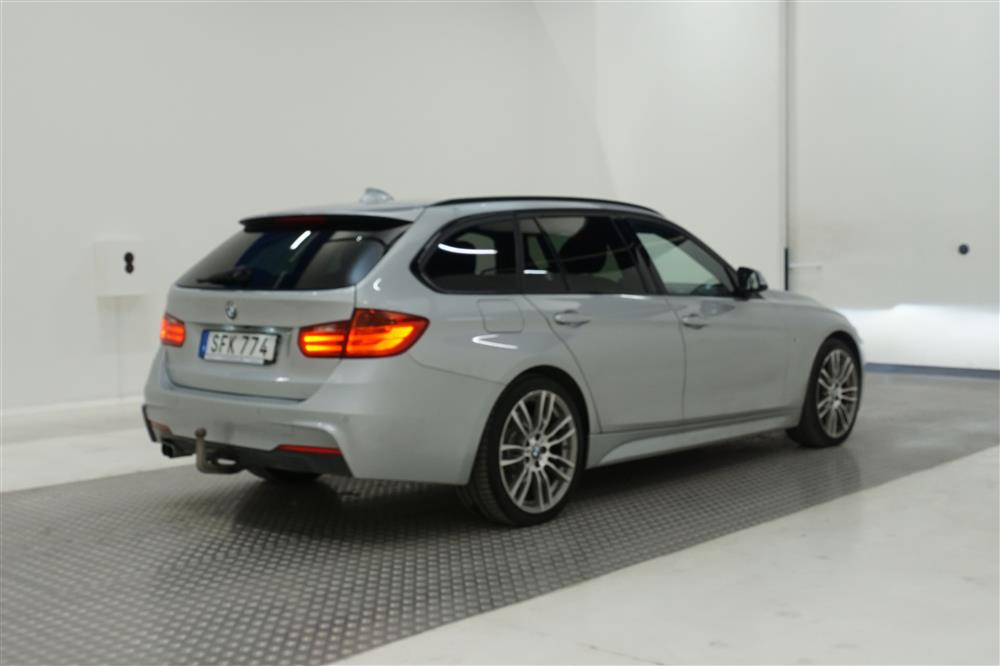 BMW 330d xDrive M Sport 258hk Pano Navi Drag H&K Nyserv.