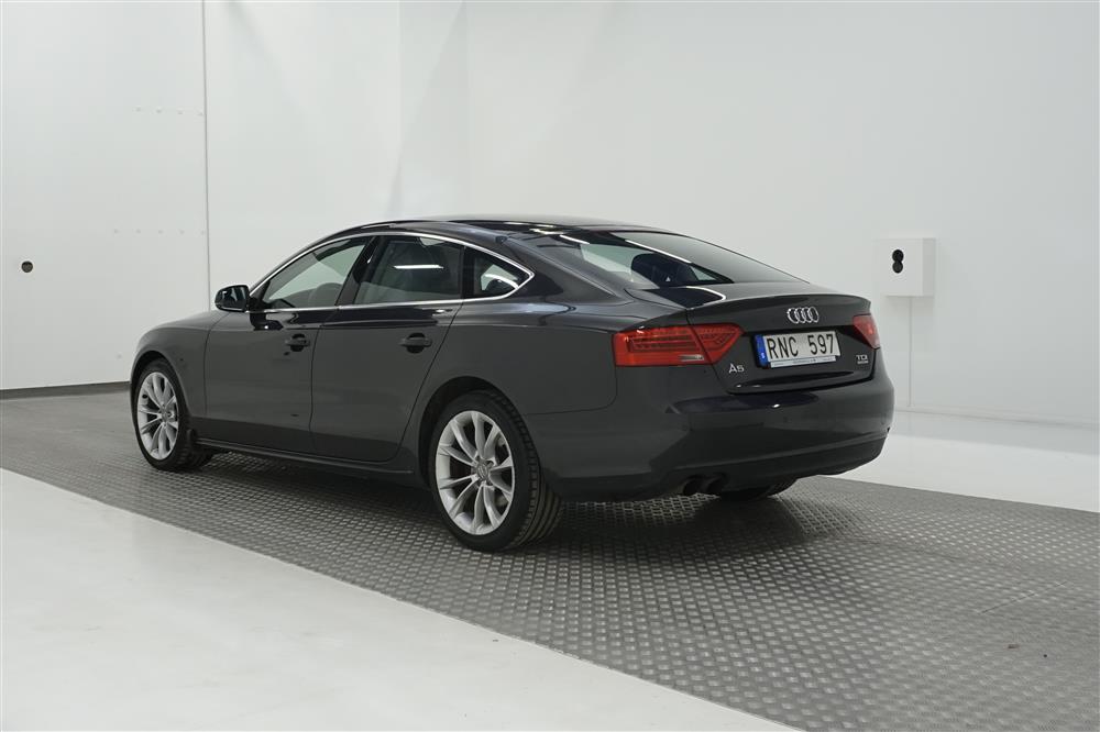 Audi A5 2.0 TDI SB Quattro 177hk PDC Bluetooth M-värm