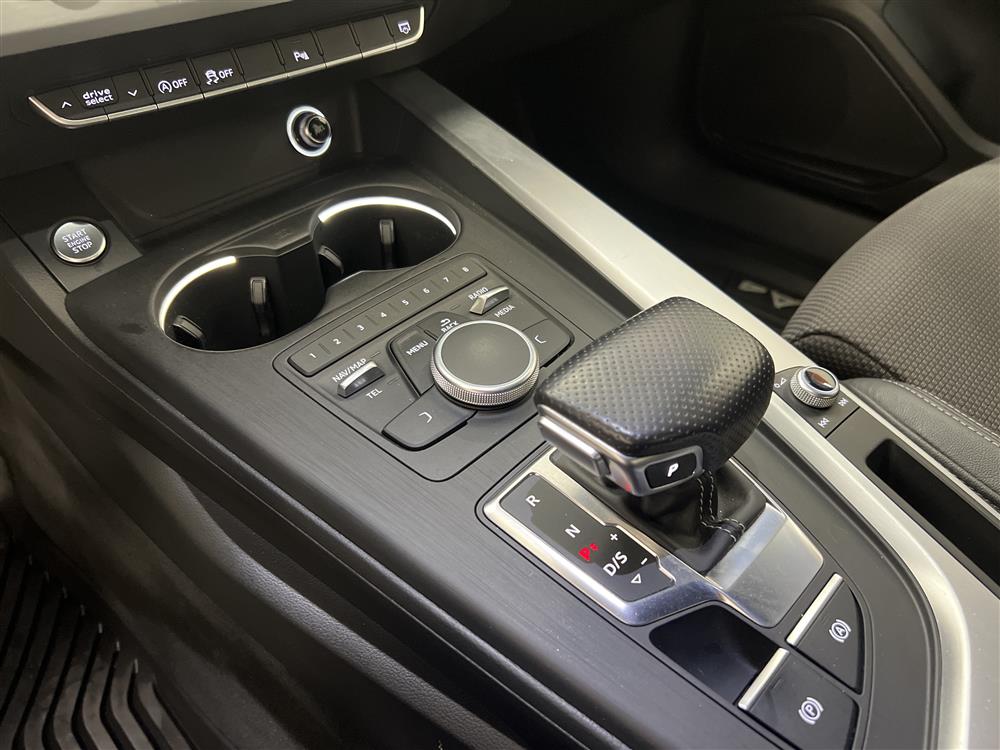 Audi A4 TDI 190hk Quattro Full S-Line Värmare Drag Keyless