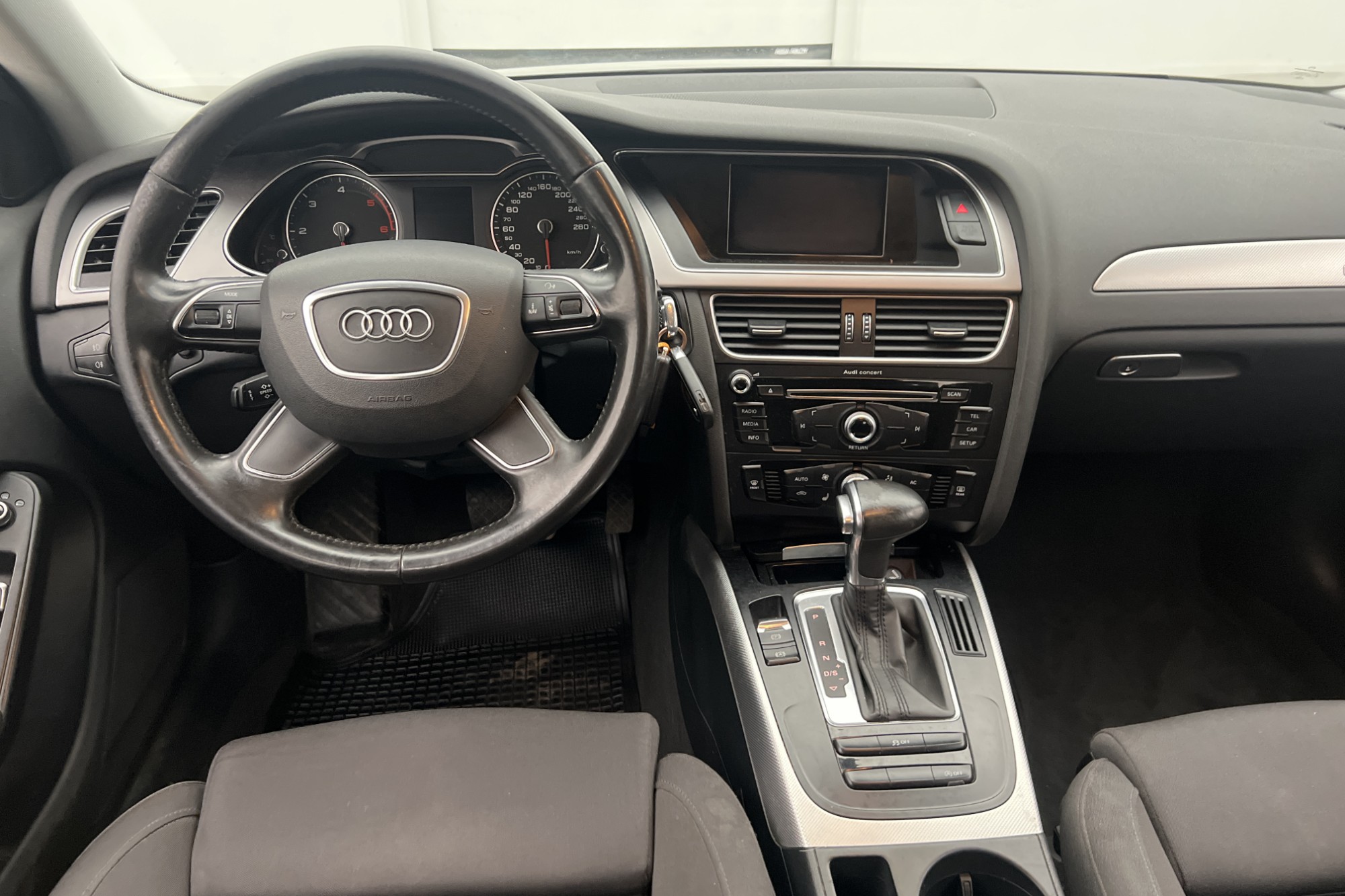 Audi A4 Avant 2.0 TDI Quattro M-Värmare Dragkrok Farthållare