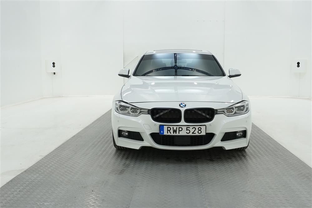 BMW 330e 252hk M Sport Navi T-lucka H/K Skinn