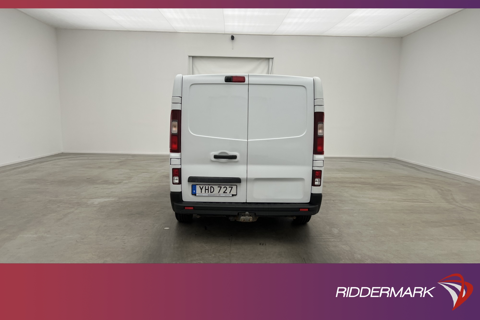 Renault Trafic L2 1.6 Värmare Dragkrok B-Kamera 3-Sits Moms