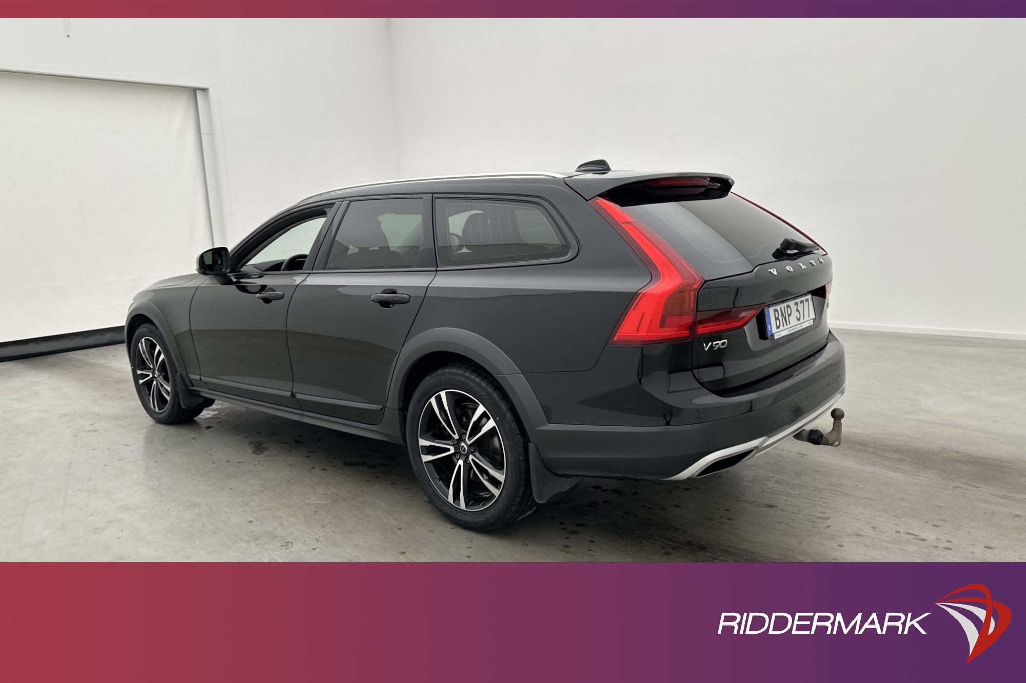 Volvo V90 Cross Country D4 AWD Inscription Värm Kamera Skinn