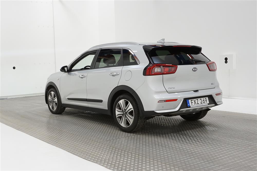 Kia Niro Hybrid 1.6 141hk GLS Navi B-kam Välserv 0,38l/mil