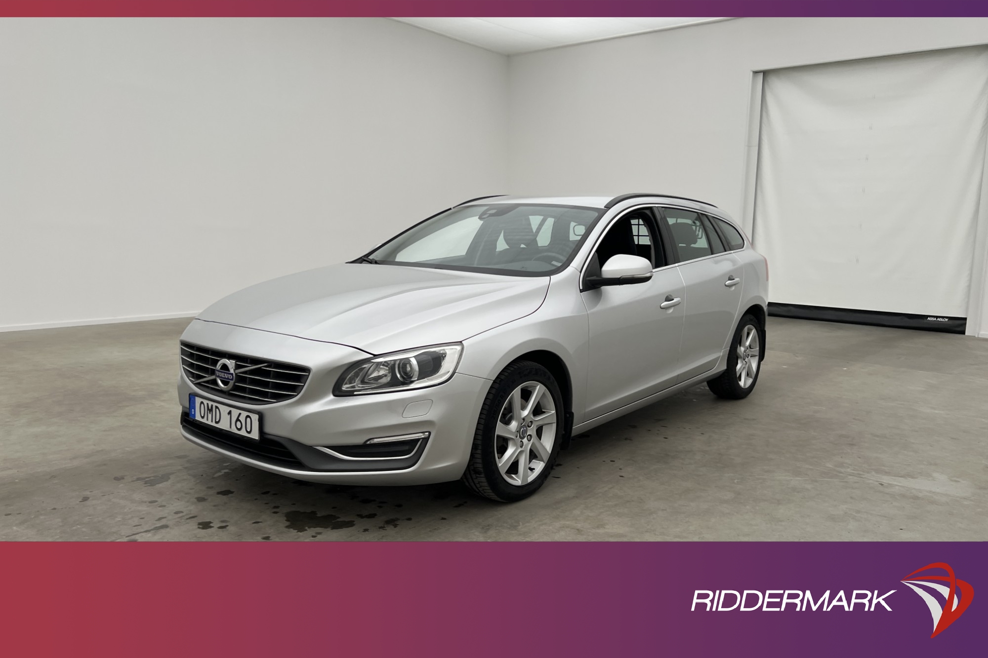 Volvo V60 D2 115hk Momentum VOC Värm Sensorer Rattvärme