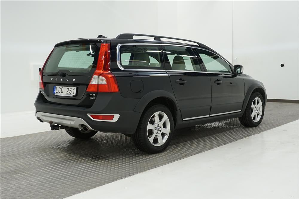 Volvo XC70 D5 AWD Summum Värmare Taklucka 9397 Mil 205hk