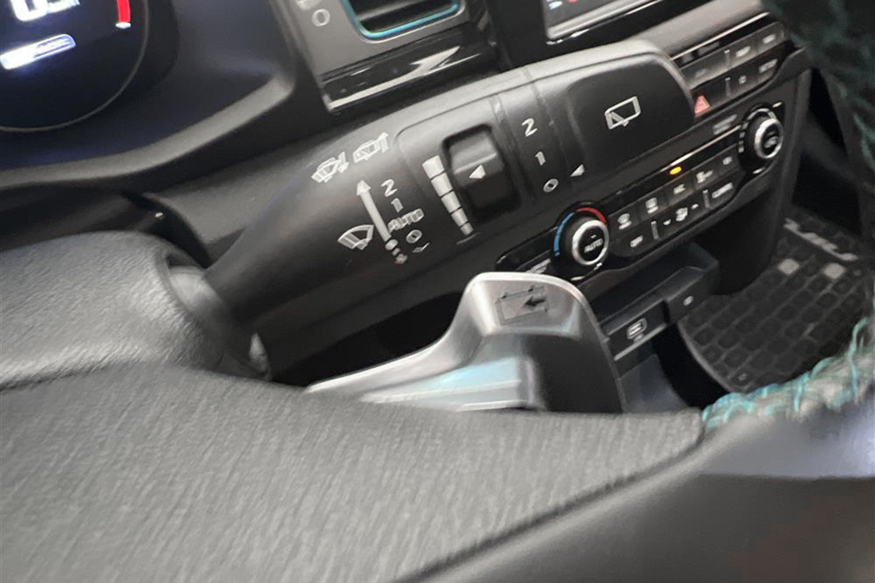 Kia e-Niro EV 64 kWh 204hk Advance Plus Tech Taklucka JBL