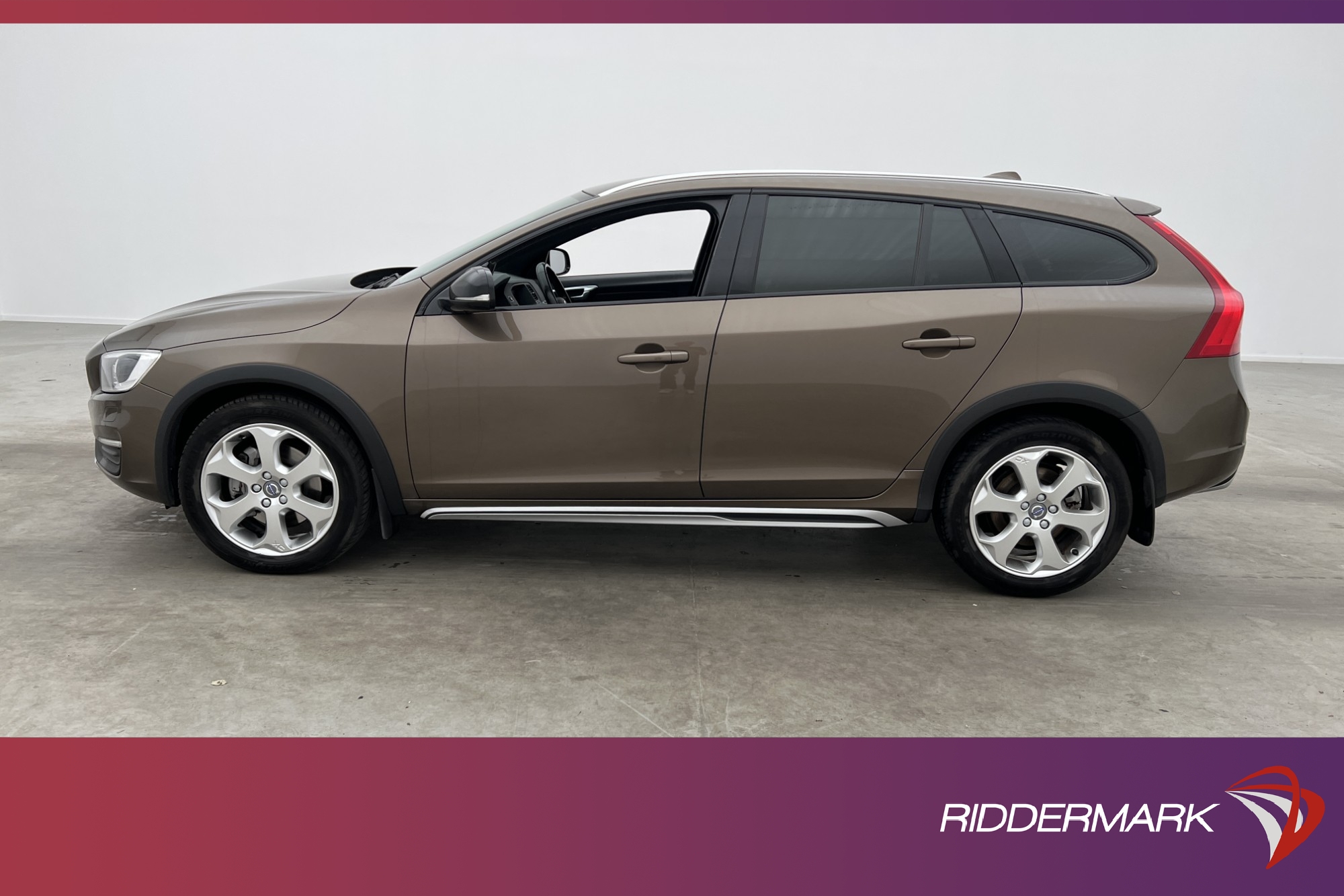 Volvo V60 Cross Country D4 AWD Geartronic, 190hk, 2017